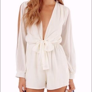 Tobi Cream Tie Front Romper - Never Worn - S